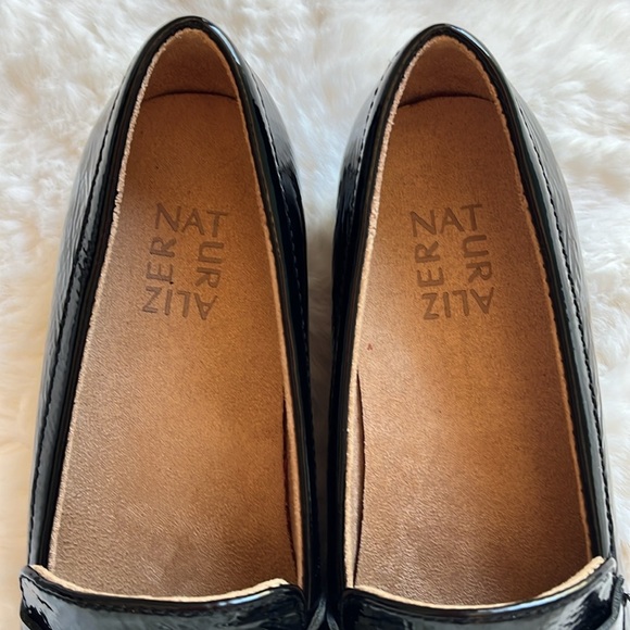 Naturalizer Black Patent Leather Loafers 8 - Picture 8 of 9